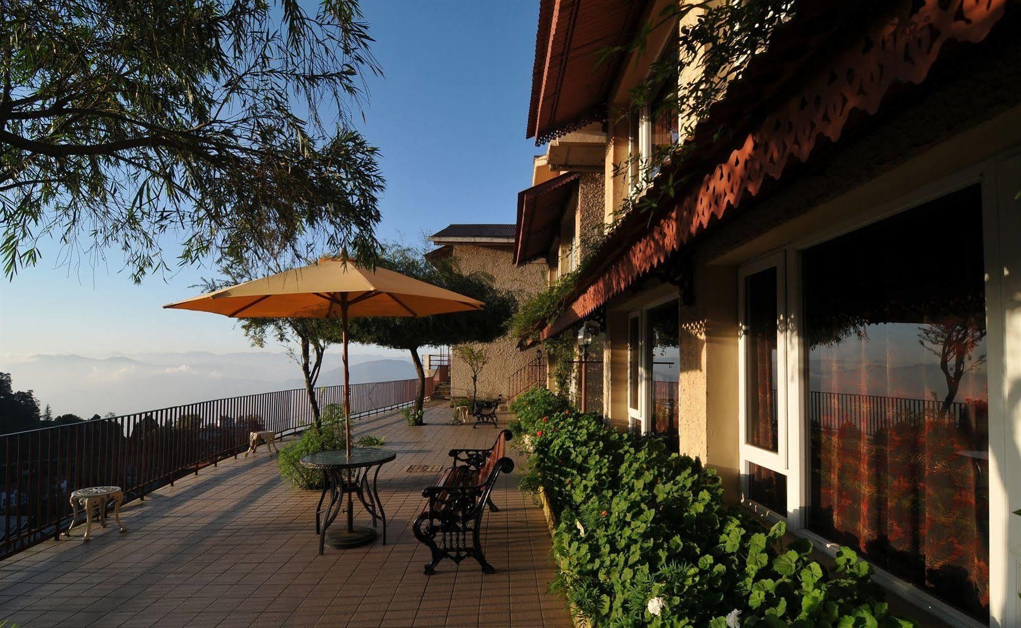Club Mahindra Mussoorie Hotel Екстериор снимка